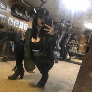 Meet your Posher, Antonia